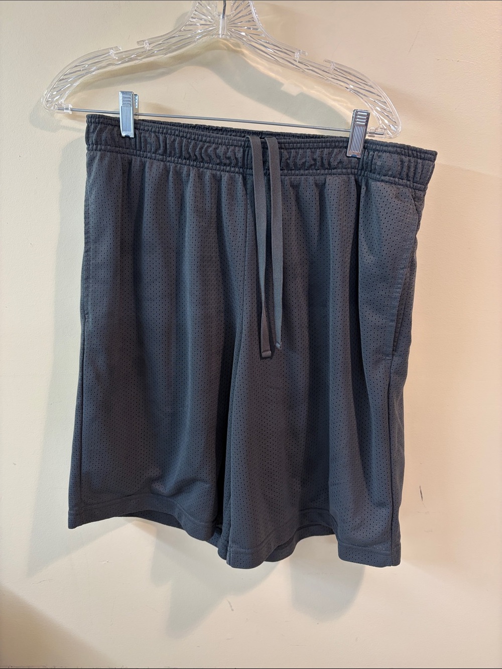 Xersion Men's Athletic Mesh Shorts - Charcoal Gray